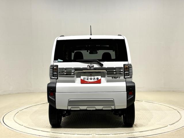 タフト Ｇターボ　クロムベンチャー　ナビ　ＥＴＣ　ドラレコ　スカイフィールトップ　クロムパック　メッキパック　シルバーアンダーガーニッシュ　インテリアアクセント　ＬＥＤオートハイビーム＆フォグランプ　電動パーキングブレーキ　バックカメラ　アルミホイール（13枚目）