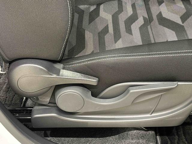 タフト Ｇターボ　クロムベンチャー　ナビ　ＥＴＣ　ドラレコ　スカイフィールトップ　クロムパック　メッキパック　シルバーアンダーガーニッシュ　インテリアアクセント　ＬＥＤオートハイビーム＆フォグランプ　電動パーキングブレーキ　バックカメラ　アルミホイール（30枚目）