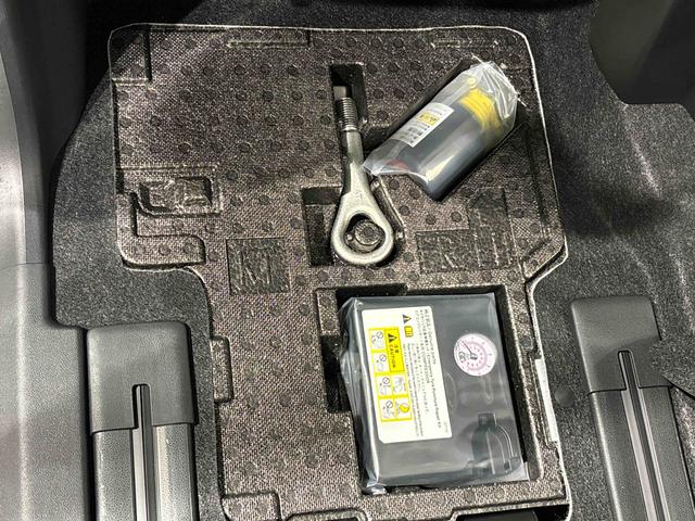 タント Ｘ　ＬＥＤオートライト　パワースライドドアウェルカムオープン機能　電動パーキングブレーキ　運転席助手席シートヒーター　　フルホイールキャツプ　キーフリーシステム　　オート電動格納式ドアミラー（33枚目）