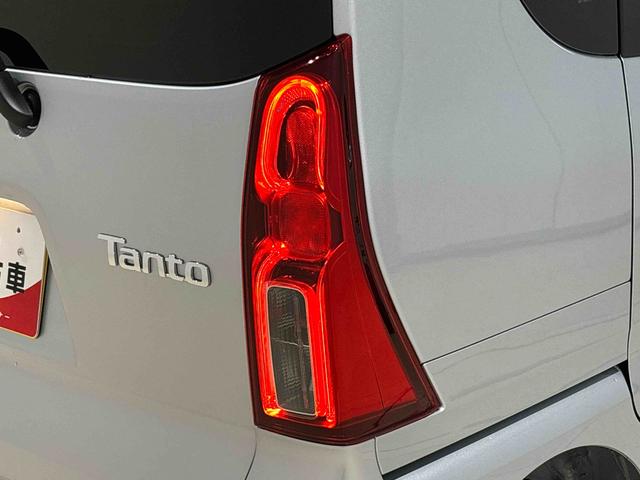 タント Ｘ　ＬＥＤオートライト　パワースライドドアウェルカムオープン機能　電動パーキングブレーキ　運転席助手席シートヒーター　　フルホイールキャツプ　キーフリーシステム　　オート電動格納式ドアミラー（47枚目）