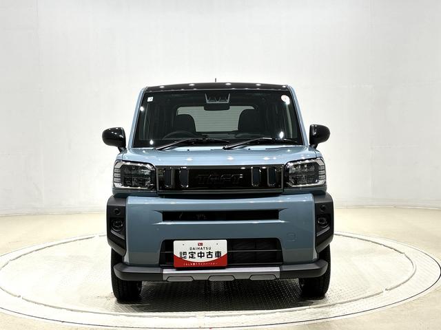 タフト Ｇターボ　ダーククロムベンチャー　バックモニター対応　スカイフィールトップ　クロムパック　メッキパック　シルバーアンダーガーニッシュ　インテリアアクセント　ＬＥＤオートハイビーム＆フォグランプ　電動パーキングブレーキ　バックカメラ　アルミホイール（6枚目）