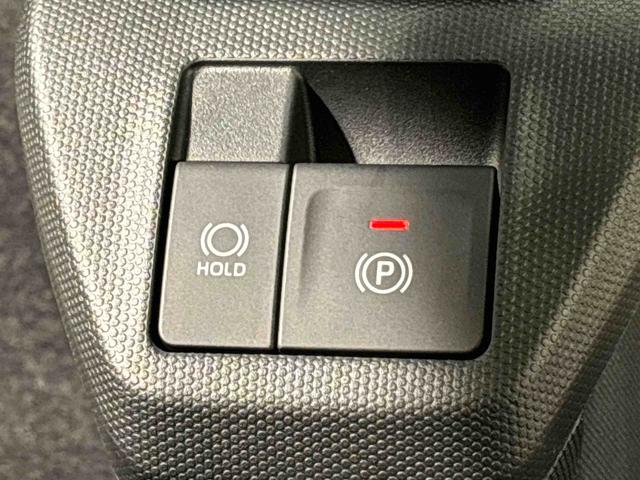 タフト Ｇターボ　ダーククロムベンチャー　バックモニター対応　スカイフィールトップ　クロムパック　メッキパック　シルバーアンダーガーニッシュ　インテリアアクセント　ＬＥＤオートハイビーム＆フォグランプ　電動パーキングブレーキ　バックカメラ　アルミホイール（20枚目）