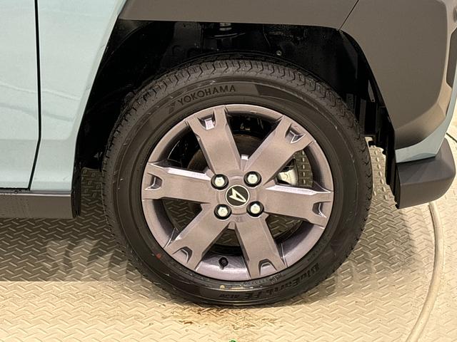 タフト Ｇターボ　ダーククロムベンチャー　バックモニター対応　スカイフィールトップ　クロムパック　メッキパック　シルバーアンダーガーニッシュ　インテリアアクセント　ＬＥＤオートハイビーム＆フォグランプ　電動パーキングブレーキ　バックカメラ　アルミホイール（47枚目）