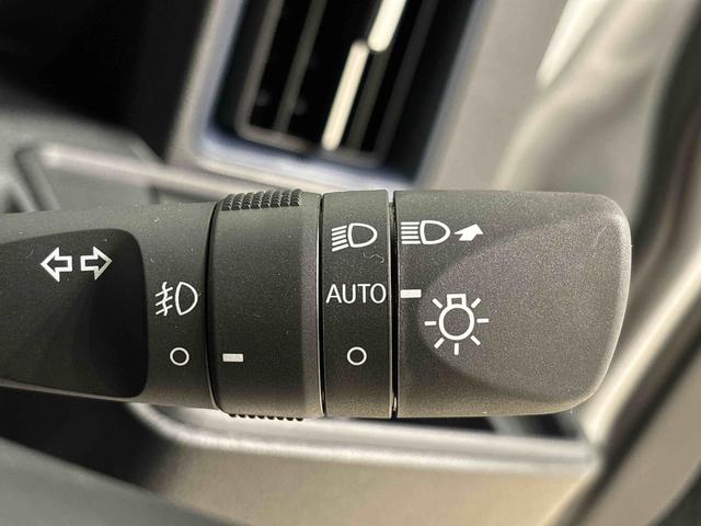 タント カスタムＸ　ＬＥＤオートライト　パワースライドドアウェルカムオープン機能　電動パーキングブレーキ　運転席助手席シートヒーター　アルミホイール　キーフリーシステム　　オート電動格納式ドアミラー（25枚目）