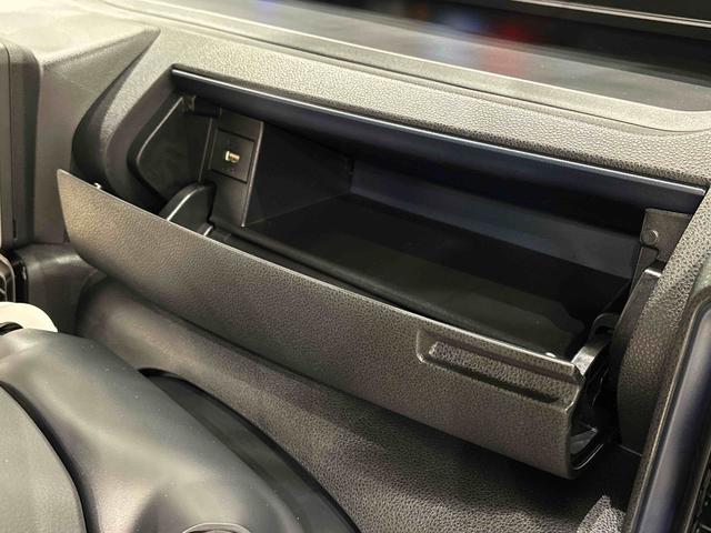タント カスタムＸ　ＬＥＤオートライト　パワースライドドアウェルカムオープン機能　電動パーキングブレーキ　運転席助手席シートヒーター　アルミホイール　キーフリーシステム　　オート電動格納式ドアミラー（28枚目）
