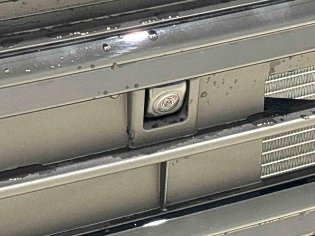 タント カスタムＲＳ　パノラマモニター対応カメラ　ＬＥＤオートライト　パワースライドドアウェルカムオープン機能　オート電動格納式ドアミラー　助手席ロングスライド　助手席イージークローザー　アルミホイール　キーフリーシステム（12枚目）