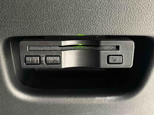 ムーヴ カスタム Xリミテッド SAIII  純正ナビゲーション パノラマモニター対応純正ナビ装着用アップグレードパック ドライブレコーダー ETC車載器 運転席シートヒーター トップシェイドガラス 運転席シートリフター チルトステアリング(8枚目)