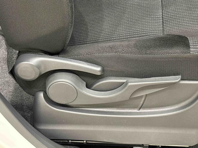 ムーヴ カスタム Xリミテッド SAIII  純正ナビゲーション パノラマモニター対応純正ナビ装着用アップグレードパック ドライブレコーダー ETC車載器 運転席シートヒーター トップシェイドガラス 運転席シートリフター チルトステアリング(32枚目)