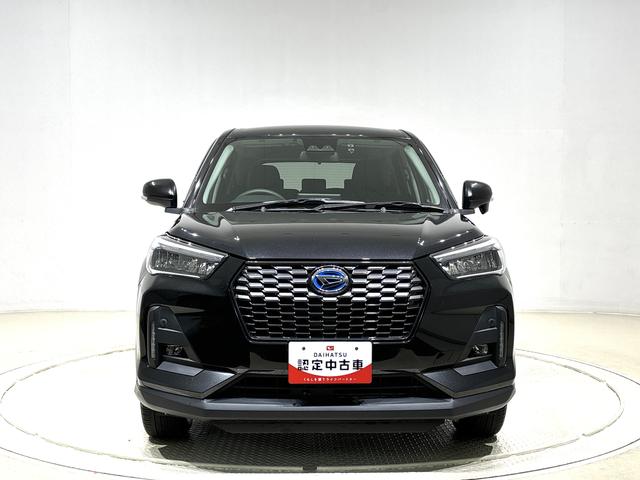 ロッキー プレミアムＧ　ＨＥＶ　ＬＥＤヘッドランプ・フォグランプ　全車速追従機能付アダプティブクルーズコントロール　レーンキープコントロール　ブラインドスポットモニター　１７インチアルミホイール　シートヒーター（10枚目）