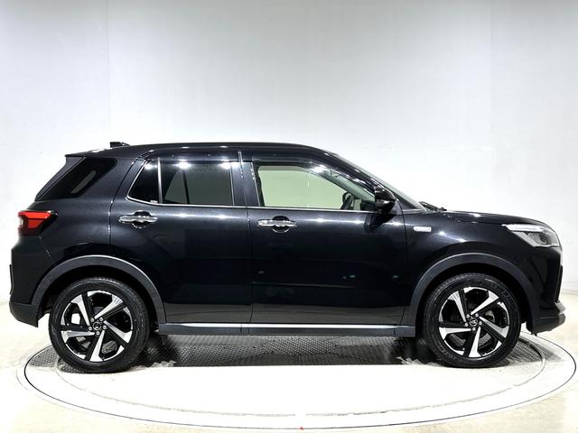 ロッキー プレミアムＧ　ＨＥＶ　ＬＥＤヘッドランプ・フォグランプ　全車速追従機能付アダプティブクルーズコントロール　レーンキープコントロール　ブラインドスポットモニター　１７インチアルミホイール　シートヒーター（11枚目）