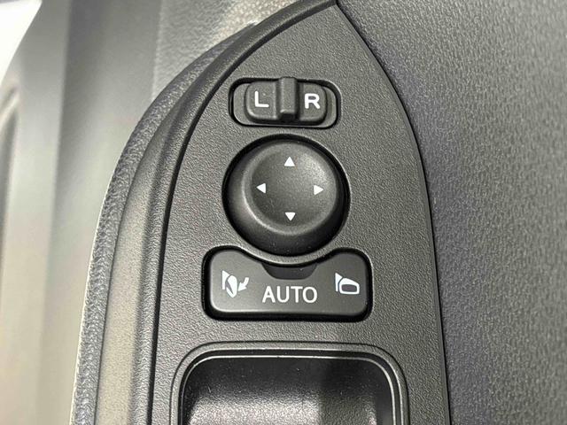 タント ファンクロスターボ　バックカメラ付き　両側パワースライドドア　ＬＥＤオートライト　パワースライドドアウェルカムオープン機能　電動格納式ドアミラー　助手席ロングスライド　助手席イージークローザー　　セキュリティアラーム　キーフリーシステム（24枚目）