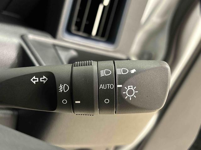タント カスタムＲＳ　　電子パーキング　　ＬＥＤヘッドライト　ＬＥＤオートライト　パワースライドドアウェルカムオープン機能　電動パーキングブレーキ　運転席助手席シートヒーター　アルミホイール　キーフリーシステム　　オート電動格納式ドアミラー（23枚目）