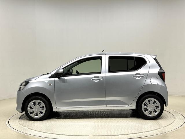 ミライース Ｘ　ＳＡＩＩＩ　バックモニター対応カメラ　ＬＥＤヘッドランプ　セキュリティアラーム　コーナーセンサー　１４インチフルホイールキャップ　キーレスエントリー　電動格納式ドアミラー　ショツピングフック　マニュアルエアコン（8枚目）