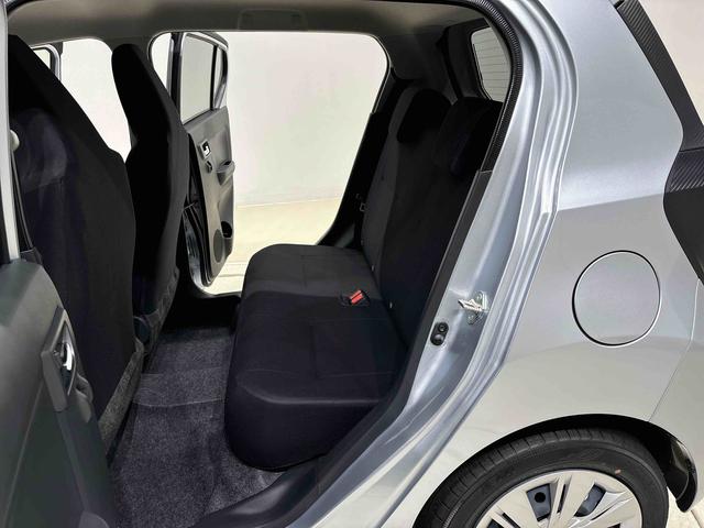 ミライース Ｘ　ＳＡＩＩＩ　バックモニター対応カメラ　ＬＥＤヘッドランプ　セキュリティアラーム　コーナーセンサー　１４インチフルホイールキャップ　キーレスエントリー　電動格納式ドアミラー　ショツピングフック　マニュアルエアコン（31枚目）