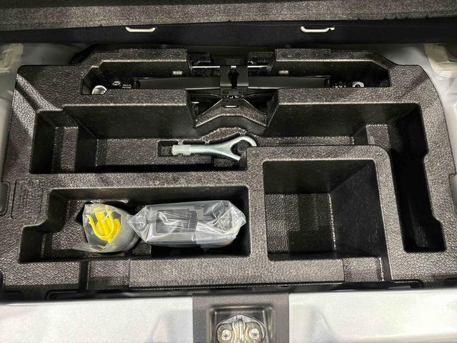 ミライース Ｘ　ＳＡＩＩＩ　バックモニター対応カメラ　ＬＥＤヘッドランプ　セキュリティアラーム　コーナーセンサー　１４インチフルホイールキャップ　キーレスエントリー　電動格納式ドアミラー　ショツピングフック　マニュアルエアコン（35枚目）