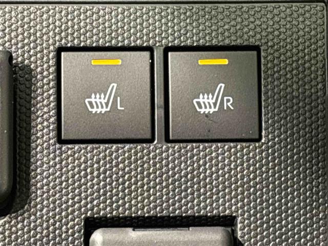 タフト Ｇ　クロムベンチャー　バックモニター対応カメラ　スカイフィールトップ　クロムパック　メッキパック　シルバーアンダーガーニッシュ　インテリアアクセント　ＬＥＤオートハイビーム＆フォグランプ　電動パーキングブレーキ　バックカメラ　アルミホイール（18枚目）