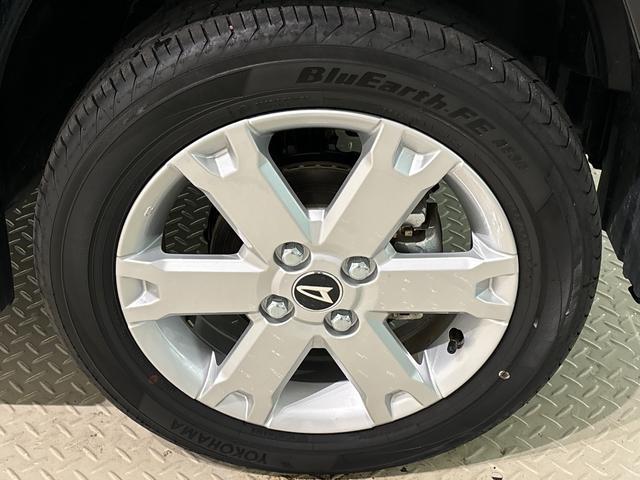 タフト Ｇ　クロムベンチャー　バックモニター対応カメラ　スカイフィールトップ　クロムパック　メッキパック　シルバーアンダーガーニッシュ　インテリアアクセント　ＬＥＤオートハイビーム＆フォグランプ　電動パーキングブレーキ　バックカメラ　アルミホイール（47枚目）