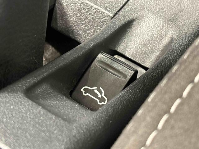 コペン ＧＲ　スポーツ　電動開閉式ルーフ　ＬＥＤヘッドランプ　ハロゲンフォグランプ　　１６インチタイヤ＆アルミホイール　プッシュボタンスタート　セキュリティアラーム　スタビライザー（フロント・リヤ）（24枚目）