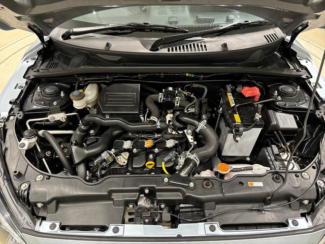 コペン ＧＲ　スポーツ　電動開閉式ルーフ　ＬＥＤヘッドランプ　ハロゲンフォグランプ　　１６インチタイヤ＆アルミホイール　プッシュボタンスタート　セキュリティアラーム　スタビライザー（フロント・リヤ）（42枚目）