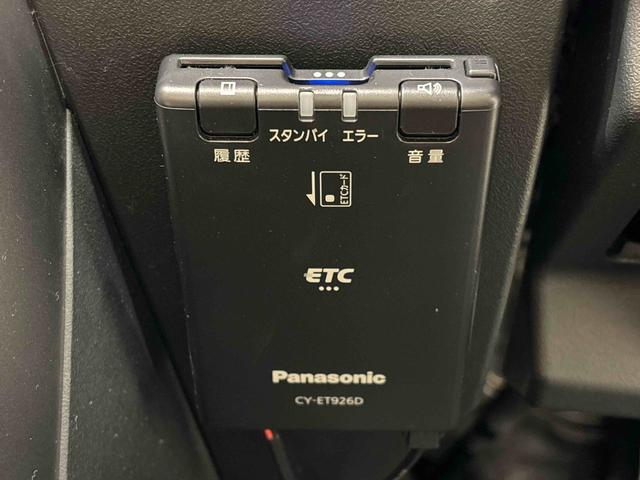 コペン セロ　社外ナビゲーション　ドライブレコーダー　バックカメラ　アクティブトップ　運転席・助手席シートヒーター　ＬＥＤヘッドランプ　本革巻ステアリングホイール　純正アルミホイール（切削デザイン）ステアリングスイッチ（8枚目）