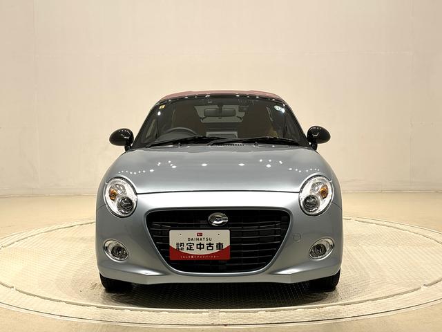 コペン セロ　社外ナビゲーション　ドライブレコーダー　バックカメラ　アクティブトップ　運転席・助手席シートヒーター　ＬＥＤヘッドランプ　本革巻ステアリングホイール　純正アルミホイール（切削デザイン）ステアリングスイッチ（10枚目）