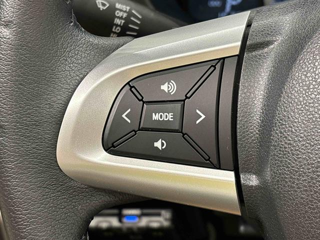 コペン セロ　社外ナビゲーション　ドライブレコーダー　バックカメラ　アクティブトップ　運転席・助手席シートヒーター　ＬＥＤヘッドランプ　本革巻ステアリングホイール　純正アルミホイール（切削デザイン）ステアリングスイッチ（19枚目）