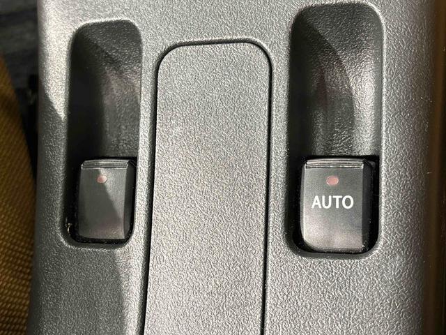 コペン セロ　社外ナビゲーション　ドライブレコーダー　バックカメラ　アクティブトップ　運転席・助手席シートヒーター　ＬＥＤヘッドランプ　本革巻ステアリングホイール　純正アルミホイール（切削デザイン）ステアリングスイッチ（23枚目）