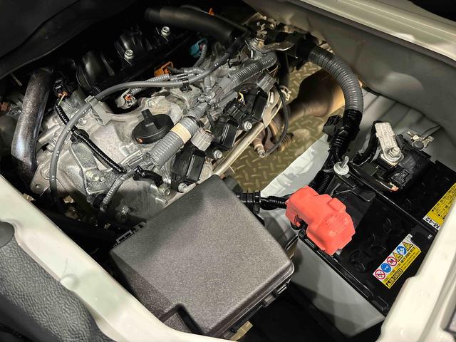 ハイゼットカーゴ ＤＸ　４ＷＤ　ＡＴ　ＡＭ／ＦＭラジオチューナー　ハロゲンヘッドランプ　トップシェイドガラス　コーナーセンサー　オーバーヘッドシェルフ　フロントドアパワーウインドウ　キーレスエントリー　ＡＭ／ＦＭラジオ　テンパータイヤ　スチールホイール（40枚目）