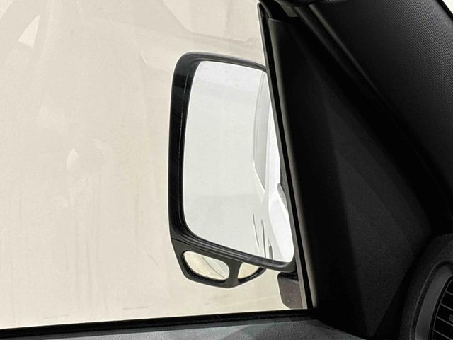 ハイゼットカーゴ ＤＸ　４ＷＤ　ＡＴ　ＡＭ／ＦＭラジオチューナー　ハロゲンヘッドランプ　トップシェイドガラス　コーナーセンサー　オーバーヘッドシェルフ　フロントドアパワーウインドウ　キーレスエントリー　ＡＭ／ＦＭラジオ　テンパータイヤ　スチールホイール（45枚目）