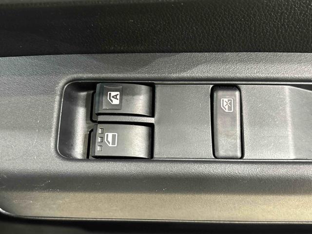 ハイゼットカーゴ DX 4WD AM・FMラジオ マニュアルエアコン ハロゲンヘッドランプ キーレスエントリー オーバーヘッドシェルフ 荷室ランプ AM・FMラジオ テンパータイヤ スチールホイール マニュアルエアコン(23枚目)