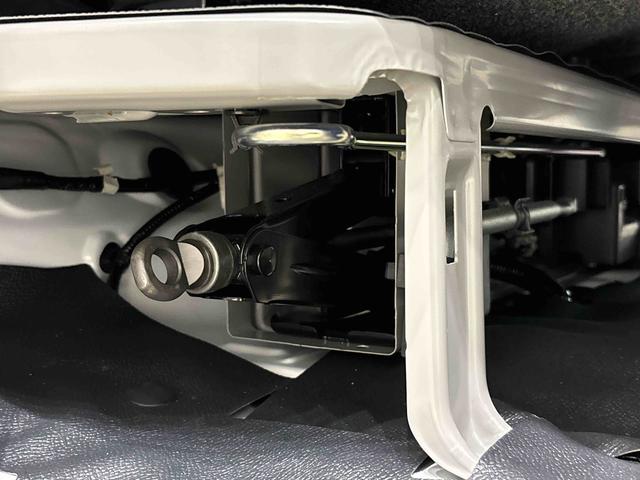 ハイゼットカーゴ DX 4WD AM・FMラジオ マニュアルエアコン ハロゲンヘッドランプ キーレスエントリー オーバーヘッドシェルフ 荷室ランプ AM・FMラジオ テンパータイヤ スチールホイール マニュアルエアコン(36枚目)