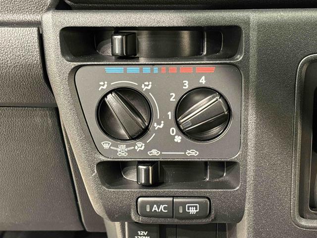 ハイゼットカーゴ DX 4WD AM・FMラジオ マニュアルエアコン ハロゲンヘッドランプ キーレスエントリー オーバーヘッドシェルフ 荷室ランプ AM・FMラジオ テンパータイヤ スチールホイール マニュアルエアコン(13枚目)