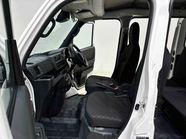 ハイゼットカーゴ DX 4WD AM・FMラジオ マニュアルエアコン ハロゲンヘッドランプ キーレスエントリー オーバーヘッドシェルフ 荷室ランプ AM・FMラジオ テンパータイヤ スチールホイール マニュアルエアコン(31枚目)