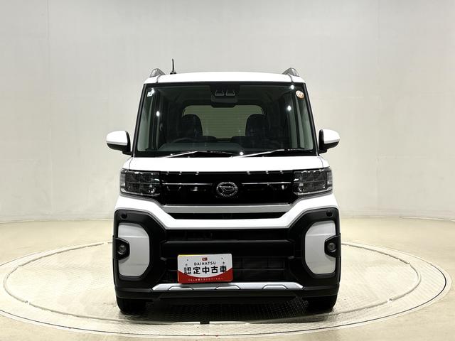 タント ファンクロスターボ　バックカメラ付き　前席シートヒーター　ＬＥＤオートライト　パワースライドドアウェルカムオープン機能　電動格納式ドアミラー　助手席ロングスライド　助手席イージークローザー　　セキュリティアラーム　キーフリーシステム（6枚目）