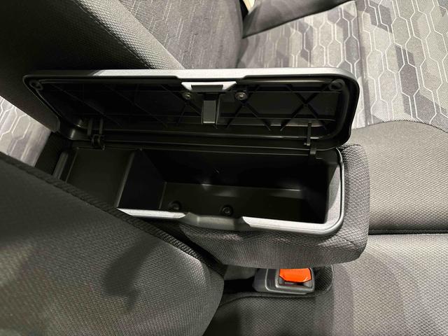 タント ファンクロスターボ　バックカメラ付き　前席シートヒーター　ＬＥＤオートライト　パワースライドドアウェルカムオープン機能　電動格納式ドアミラー　助手席ロングスライド　助手席イージークローザー　　セキュリティアラーム　キーフリーシステム（30枚目）
