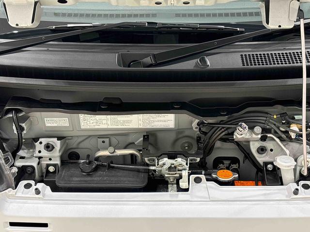 ハイゼットカーゴ クルーズ　４ＷＤ　キーフリーシステム　スペアタイヤ　トップシェイドガラス　１２インチフルホイールキャップ　コーナーセンサー　マニュアルエアコン　プッシュボタンスタート　運転席・助手席パワーウィンドウ　セキュリティーアラーム　サイドアンダードアミラー（39枚目）