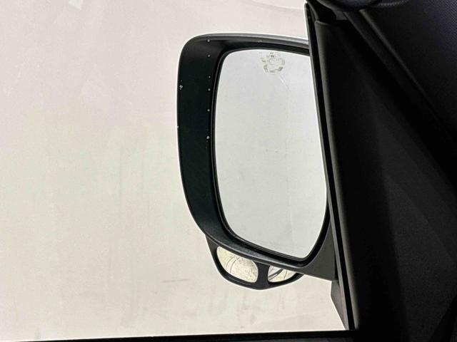 ハイゼットカーゴ クルーズ　４ＷＤ　キーフリーシステム　スペアタイヤ　トップシェイドガラス　１２インチフルホイールキャップ　コーナーセンサー　マニュアルエアコン　プッシュボタンスタート　運転席・助手席パワーウィンドウ　セキュリティーアラーム　サイドアンダードアミラー（47枚目）