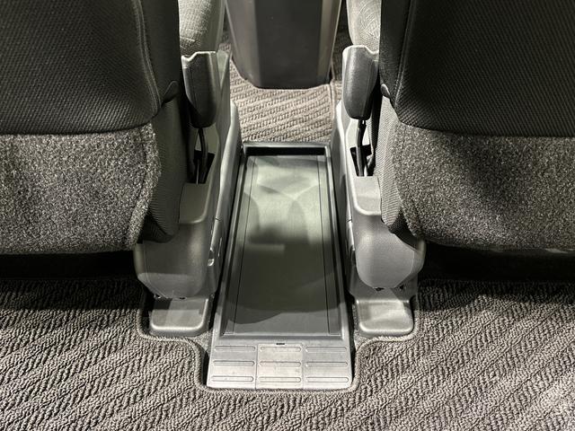 タンク Ｘ　Ｓ　２ＷＤ　ＣＶＴ車　助手席側電動スライドドア　マルチリフレクターハロゲンヘッドライト　ＬＥＤフォグランプ　キーフリーシステム　キーフリーシステム連動式電動格納ドアミラー　マニュアルエアコン（30枚目）