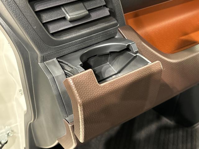 タンク Ｘ　Ｓ　２ＷＤ　ＣＶＴ車　助手席側電動スライドドア　マルチリフレクターハロゲンヘッドライト　ＬＥＤフォグランプ　キーフリーシステム　キーフリーシステム連動式電動格納ドアミラー　マニュアルエアコン（31枚目）