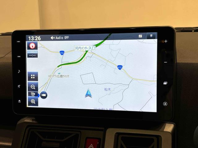 タフト G クロムベンチャー 純正ナビ バックモニター ドラレコ スカイフィールトップ クロムパック メッキパック シルバーアンダーガーニッシュ インテリアアクセント LEDオートライト&フォグランプ 電動パーキングブレーキ バックカメラ アルミホイール(6枚目)