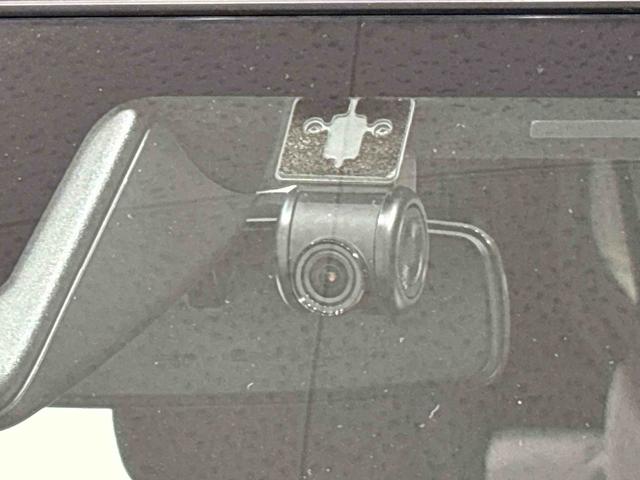 タフト G クロムベンチャー 純正ナビ バックモニター ドラレコ スカイフィールトップ クロムパック メッキパック シルバーアンダーガーニッシュ インテリアアクセント LEDオートライト&フォグランプ 電動パーキングブレーキ バックカメラ アルミホイール(8枚目)