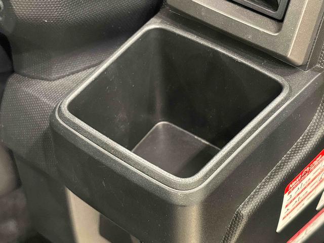 タフト G クロムベンチャー 純正ナビ バックモニター ドラレコ スカイフィールトップ クロムパック メッキパック シルバーアンダーガーニッシュ インテリアアクセント LEDオートライト&フォグランプ 電動パーキングブレーキ バックカメラ アルミホイール(27枚目)