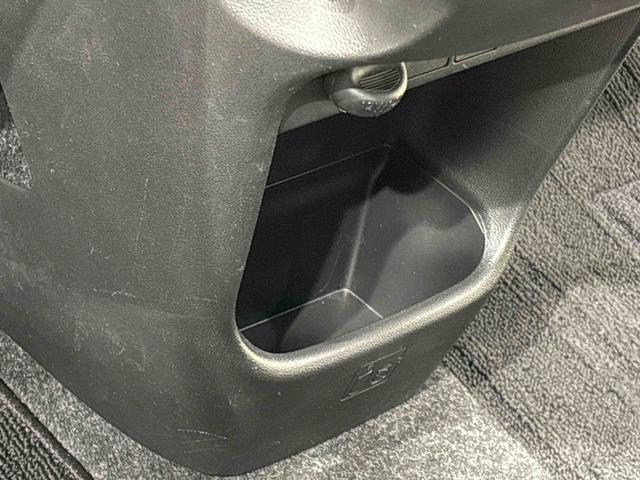 ムーヴキャンバス Ｘリミテッドメイクアップ　ＳＡＩＩ　ナビ　ＥＴＣ　バックカメラ　ハロゲンライト　置き楽ボックス　オートライト　プッシュボタンスタート　セキュリティアラーム　両側パワースライドドア　　キーフリーシステム（34枚目）