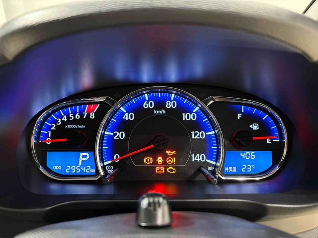 ムーヴ カスタム　ＲＳ　７インチフルセグナビ　バックカメラ　ターボ車　ＥＴＣ　ＨＩＤヘッドライト　オートライト　純正ワイドバイザー　純正カーペットマット　プッシュボタンスタート　アイドリングストップ　オートエアコン　セキュリティアラーム　１５インチアルミホイール（16枚目）