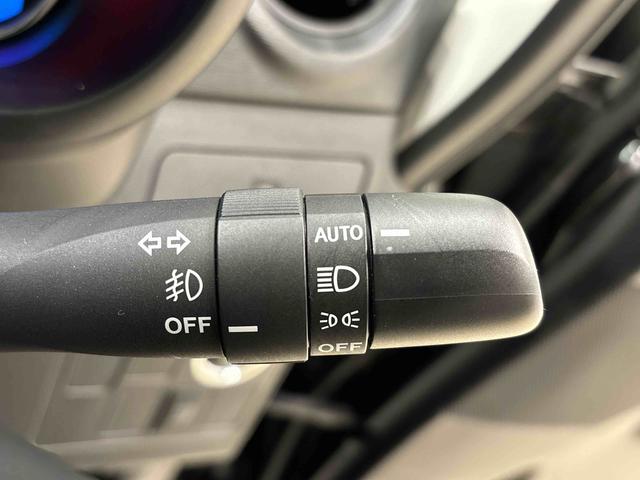 ムーヴ カスタム　ＲＳ　７インチフルセグナビ　バックカメラ　ターボ車　ＥＴＣ　ＨＩＤヘッドライト　オートライト　純正ワイドバイザー　純正カーペットマット　プッシュボタンスタート　アイドリングストップ　オートエアコン　セキュリティアラーム　１５インチアルミホイール（20枚目）