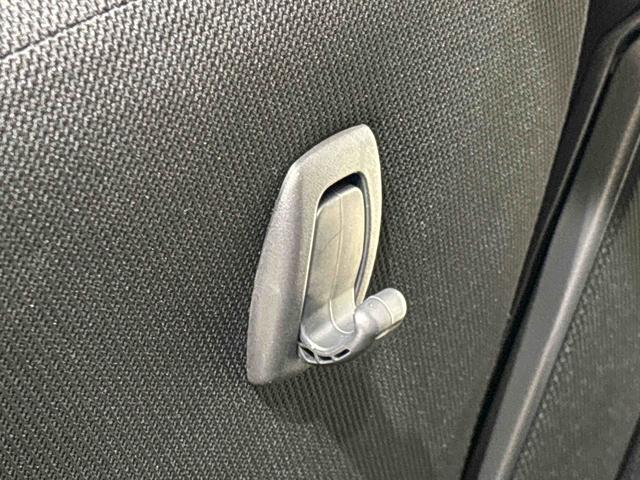 ムーヴ カスタム　ＲＳ　７インチフルセグナビ　バックカメラ　ターボ車　ＥＴＣ　ＨＩＤヘッドライト　オートライト　純正ワイドバイザー　純正カーペットマット　プッシュボタンスタート　アイドリングストップ　オートエアコン　セキュリティアラーム　１５インチアルミホイール（32枚目）