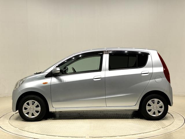 ミラ X 4WD CDオーディオ ETC キーレスエントリー マニュアルエアコン 電動格納式ドアミラー セキュリティーアラーム リヤワイパー バイザー ホイールキャップ パワーウィンドウ(9枚目)