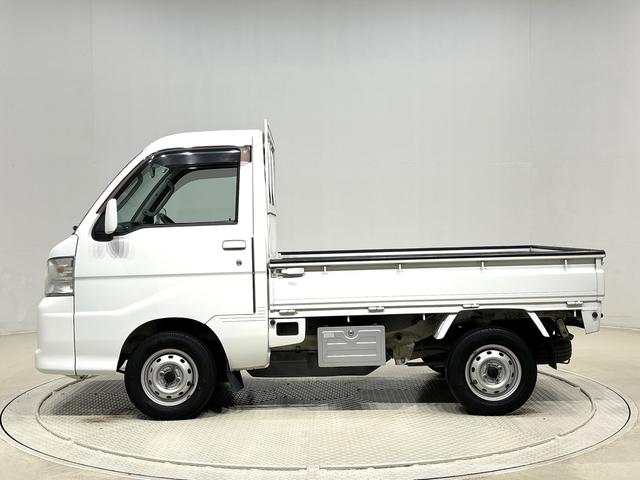 ハイゼットトラック EXT ハロゲンヘッドランプ  AM・FMラジオ マニュアルエアコン ガードフレーム スペアタイヤ(8枚目)