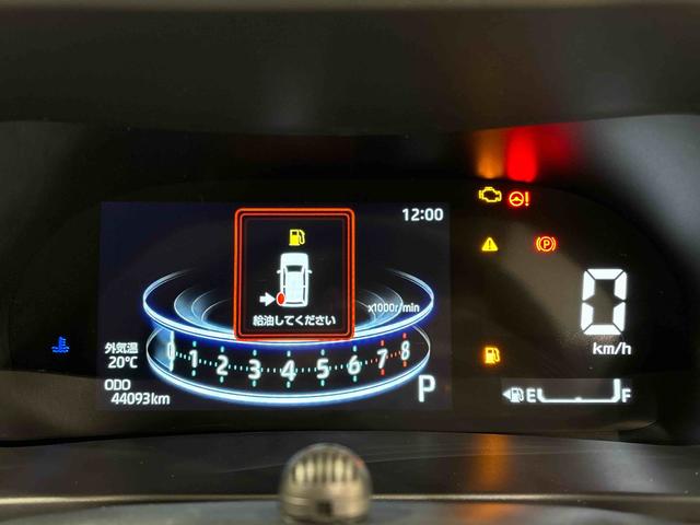 ロッキー プレミアム　ナビ　ＥＴＣ　ドラレコ　バックカメラ　ＬＥＤヘッドランプ・フォグランプ　全車速追従機能付アダプティブクルーズコントロール　レーンキープコントロール　ブラインドスポットモニター　１７インチアルミホイール　シートヒーター　パノラマモニター（21枚目）