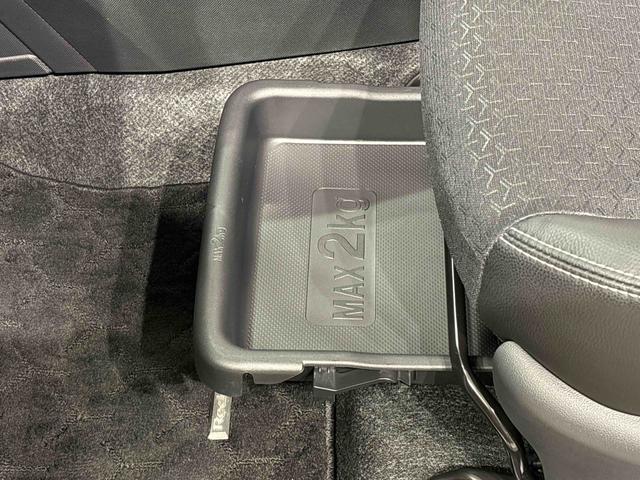 ロッキー プレミアム　ナビ　ＥＴＣ　ドラレコ　バックカメラ　ＬＥＤヘッドランプ・フォグランプ　全車速追従機能付アダプティブクルーズコントロール　レーンキープコントロール　ブラインドスポットモニター　１７インチアルミホイール　シートヒーター　パノラマモニター（34枚目）